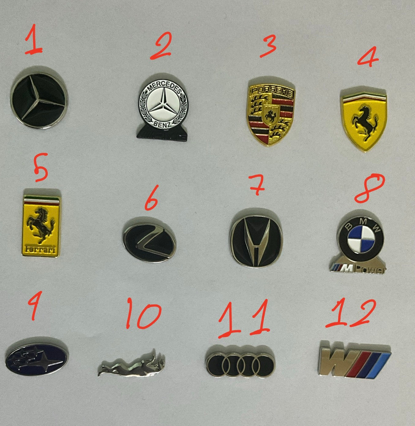 ستكرات شركات السيارات